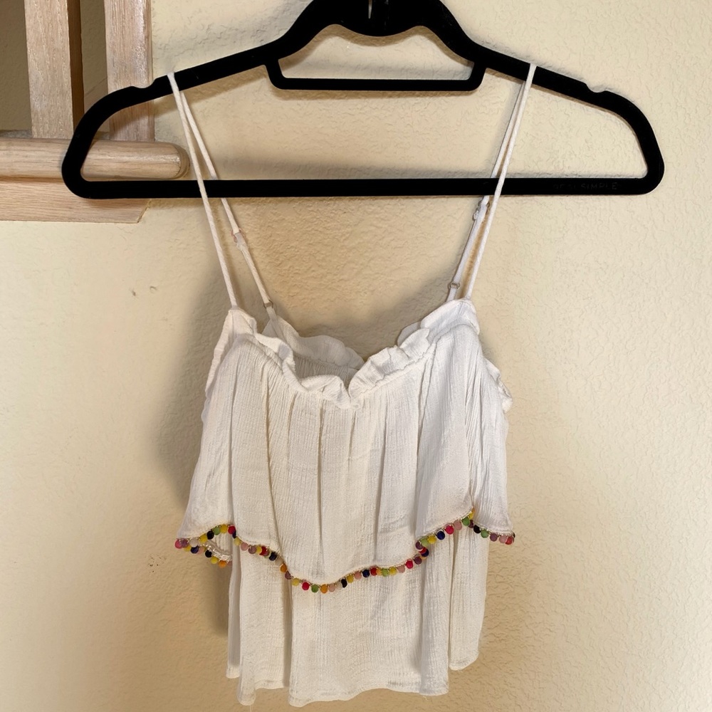 White rainbow Pom Pom top 🌈